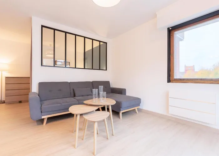 Lille Vauban: Apartment With Parking